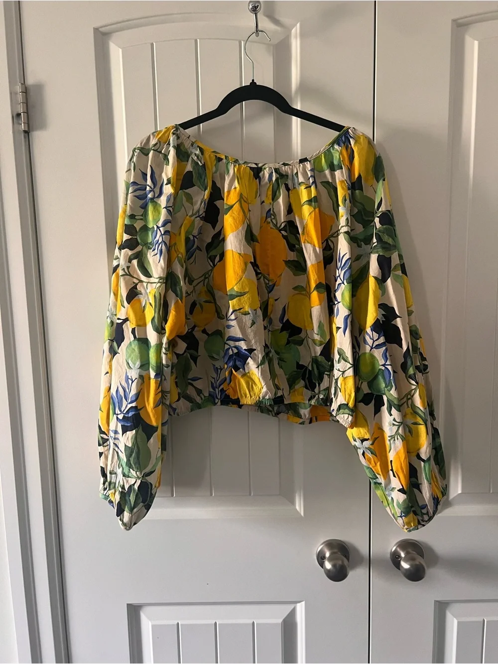H&M Yellow Lemon Print Balloon-Sleeve Cropped Top - Picture 5 of 5